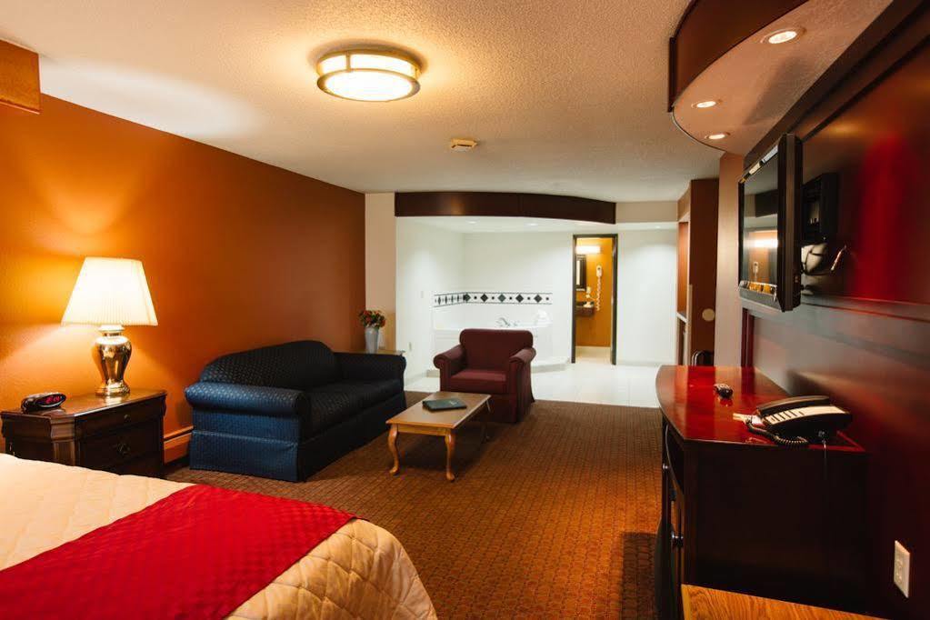Days Inn By Wyndham Minot Exteriör bild